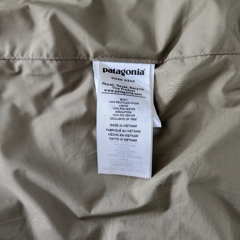 Patagonia Women's Parka - Picture 5 of 7